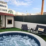 Apartment Terrace & Jacuzzi Faro